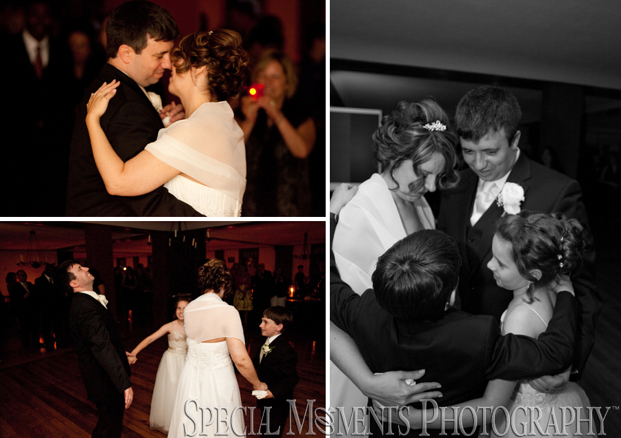 Eagle Tavern Greenfield Village Dearborn MI wedding photograph