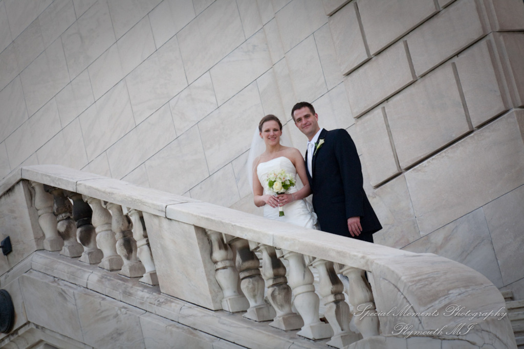 Downtown Detroit MI wedding photograph