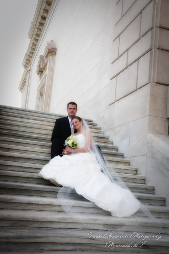 Downtown Detroit MI wedding photograph