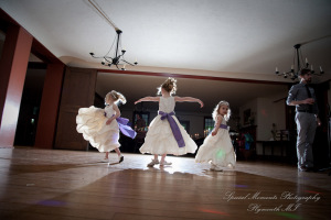 Eagle Tavern Greenfield Village Dearborn MI wedding photograph