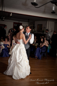 Eagle Tavern Greenfield Village Dearborn MI wedding photograph