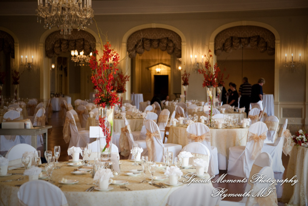 Nicole & Brian at Ginger Meyer Gardens Greenfield Village Dearborn MI wedding photography
