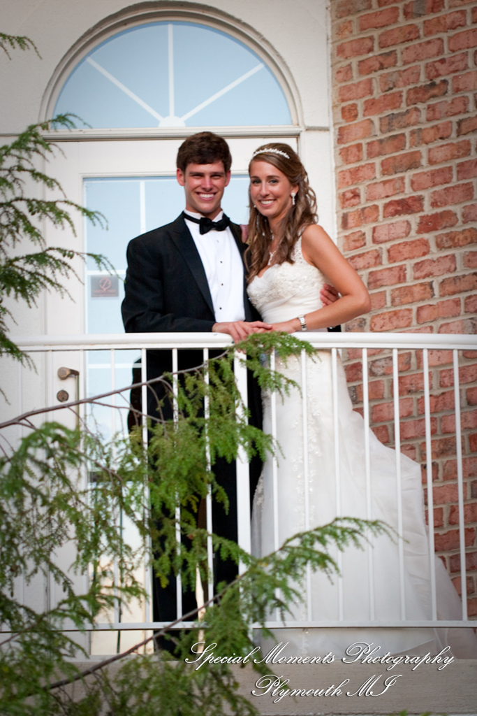 Amanda & Charlie at Barton Hills Country Club Ann Arbor MI wedding photography