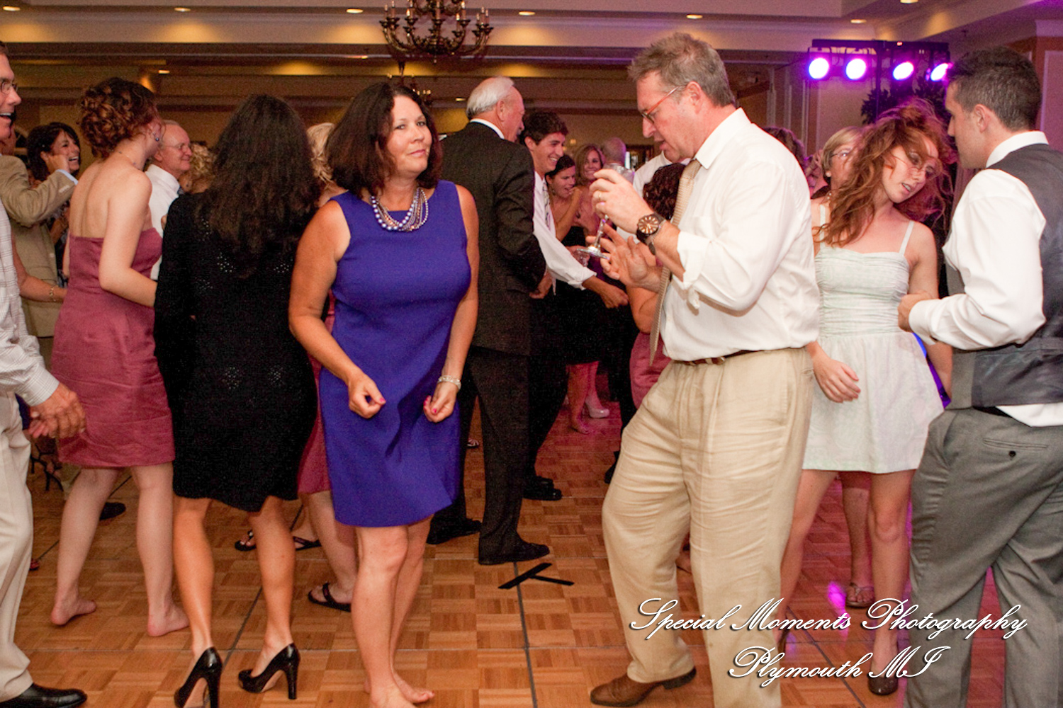 Amanda & Charlie at Barton Hills Country Club Ann Arbor MI wedding photography