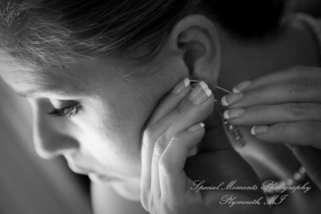 Jennifer & Bradley at Crystal Gardens Howell MI wedding photography