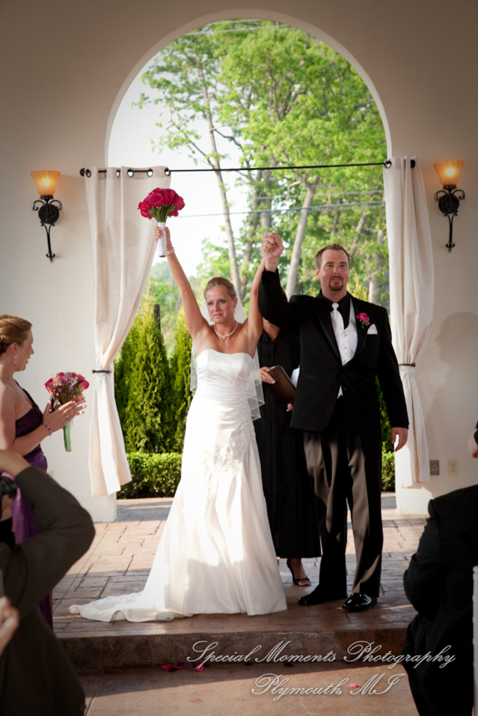 Jennifer & Bradley at Crystal Gardens Howell MI wedding photography