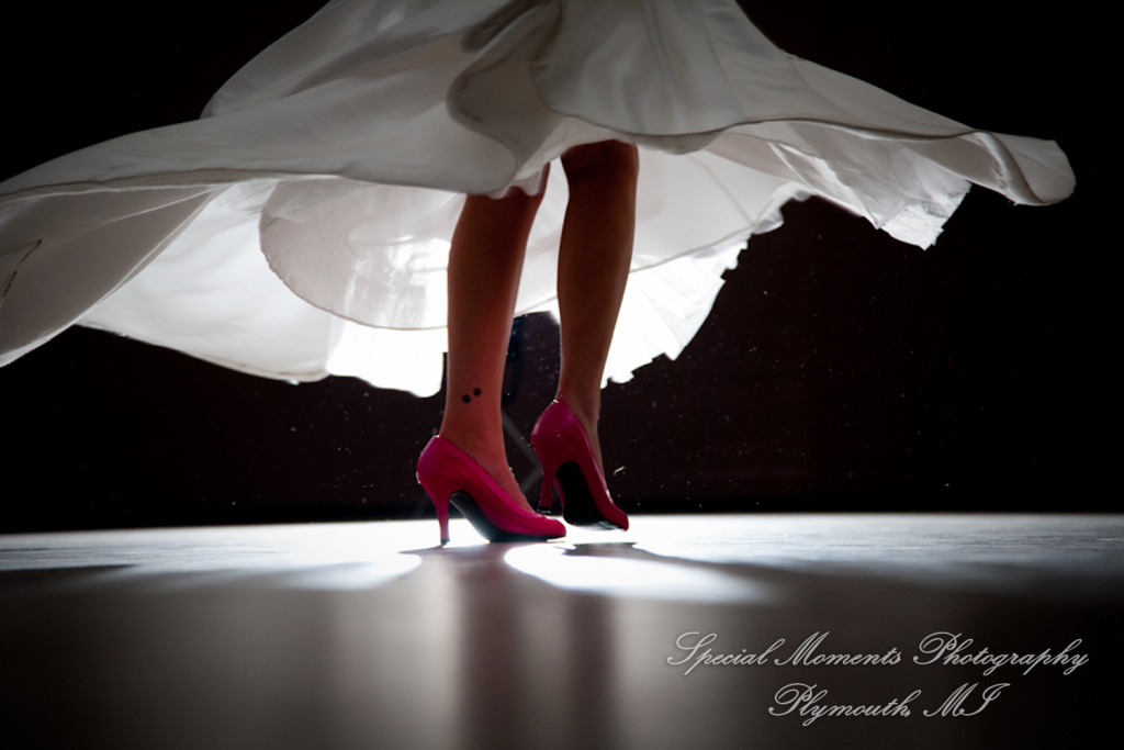 Jennifer & Bradley at Crystal Gardens Howell MI wedding photography