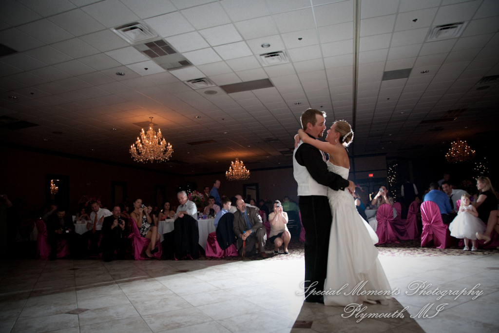 Jennifer & Bradley at Crystal Gardens Howell MI wedding photography