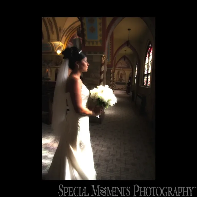 Holy Cross Hungarian R. C. Detroit MI wedding photograph