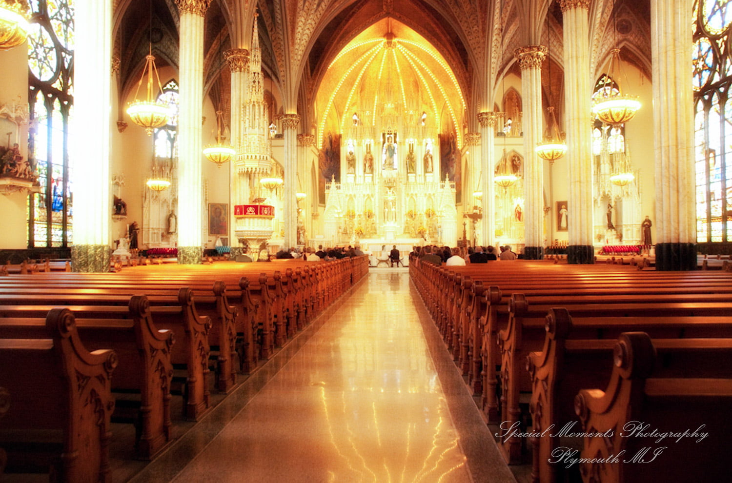 Sweetest Heart of Mary Detroit MI wedding photograph