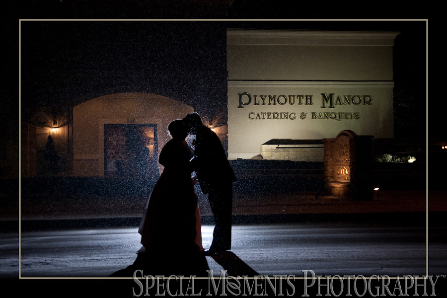 Plymouth Manor Plymouth MI wedding photography