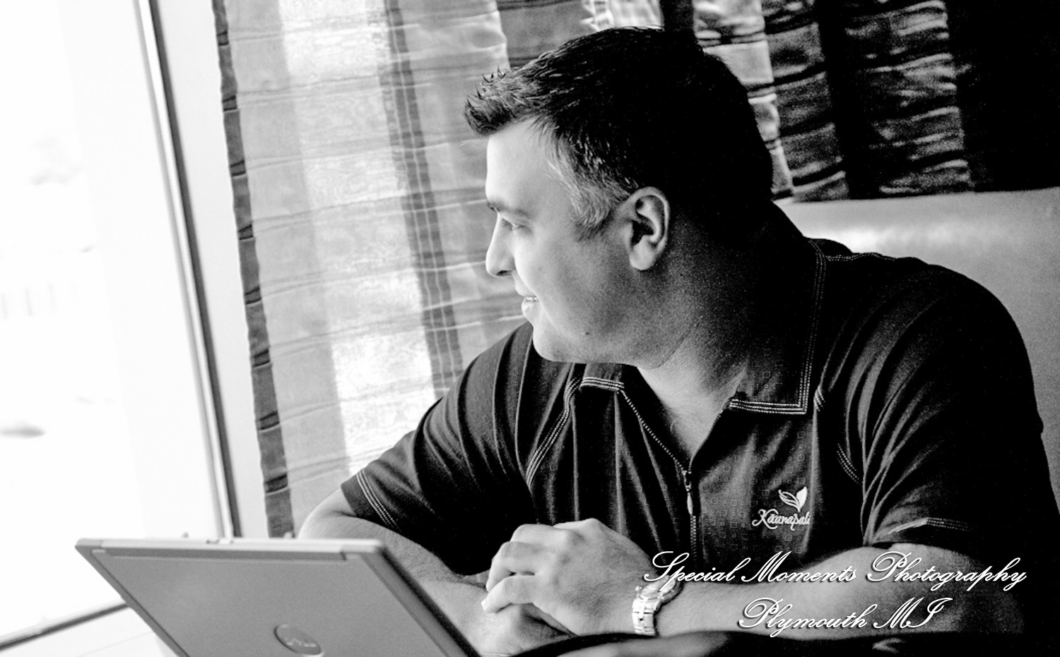 Julie & Ajay at MGM Grand Hotel & Casino Detroit MI wedding photography