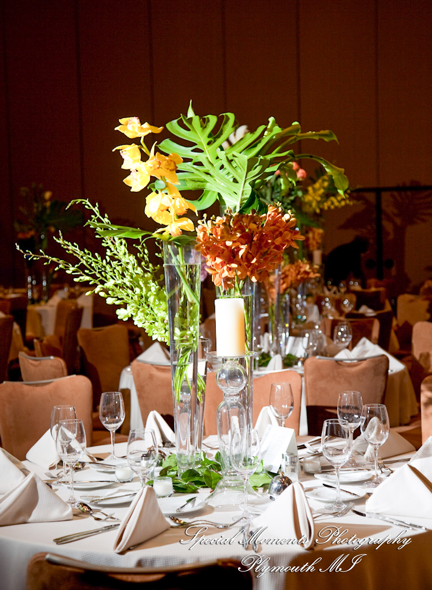 Julie & Ajay at MGM Grand Hotel & Casino Detroit MI wedding photography