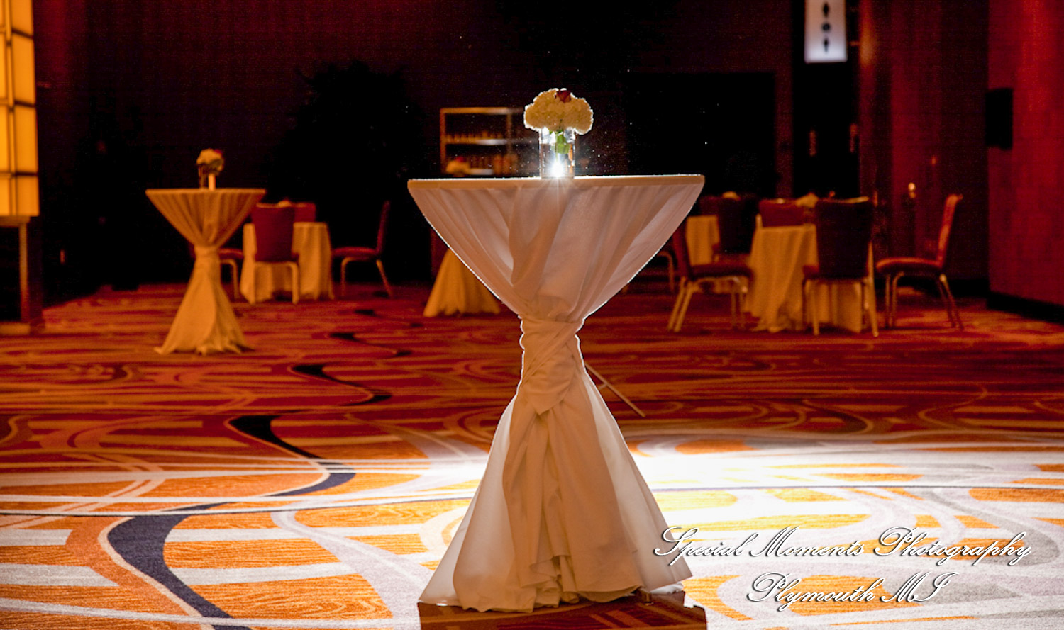 Julie & Ajay at MGM Grand Hotel & Casino Detroit MI wedding photography