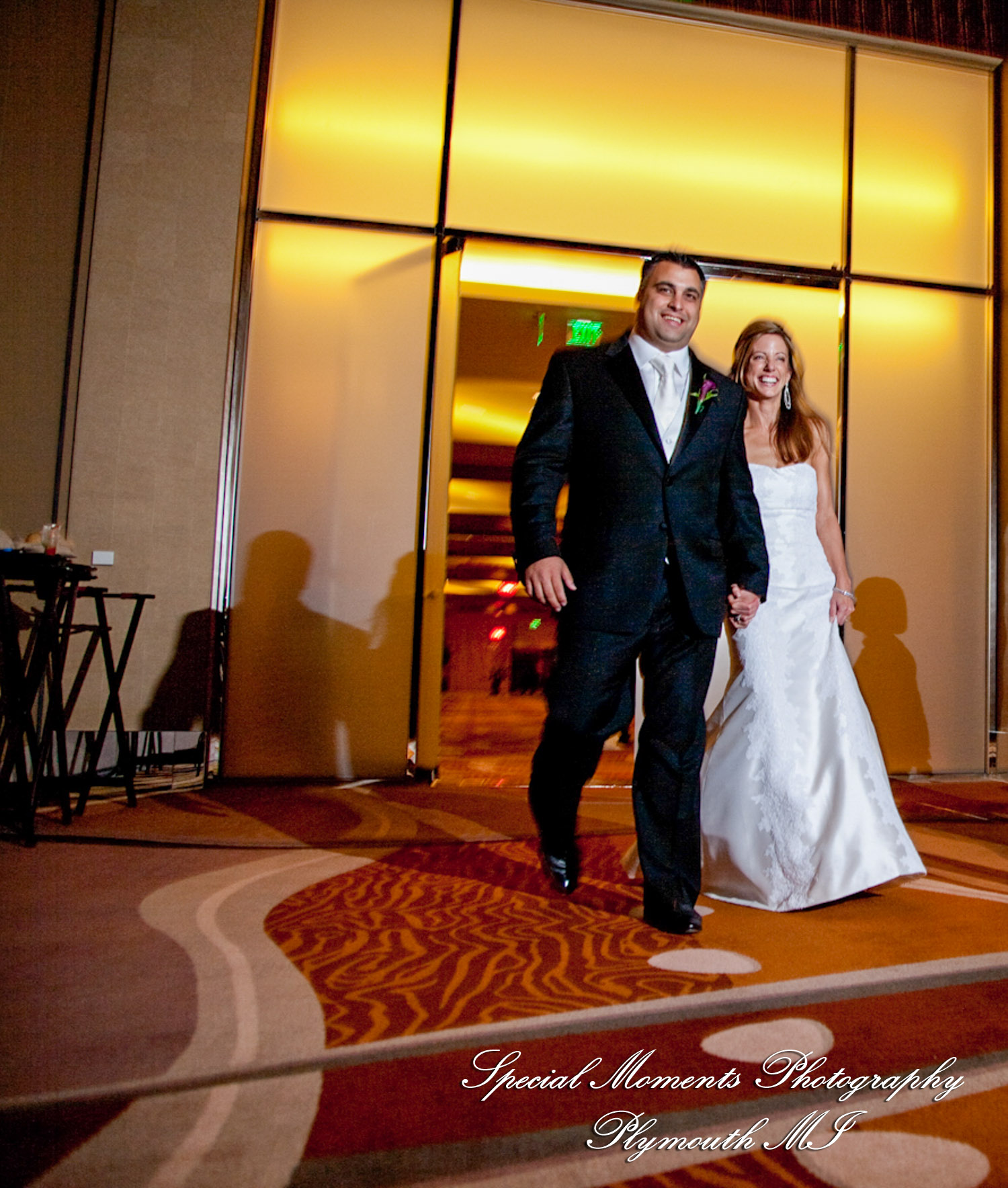 Julie & Ajay at MGM Grand Hotel & Casino Detroit MI wedding photography