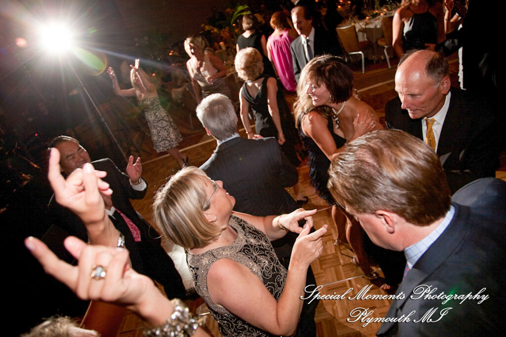 Julie & Ajay at MGM Grand Hotel & Casino Detroit MI wedding photography