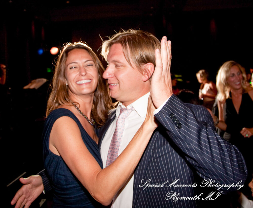 Julie & Ajay at MGM Grand Hotel & Casino Detroit MI wedding photography