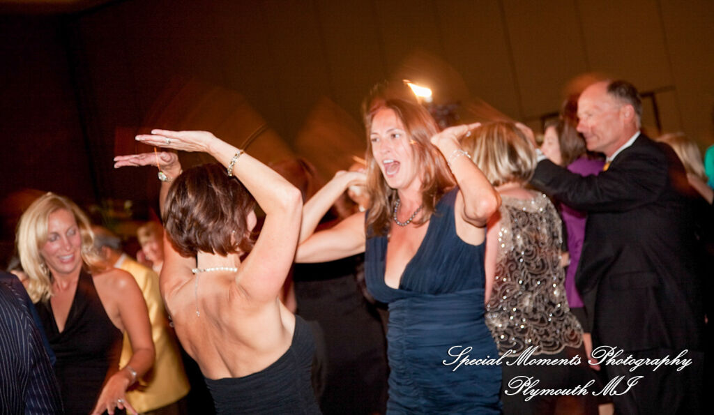 Julie & Ajay at MGM Grand Hotel & Casino Detroit MI wedding photography