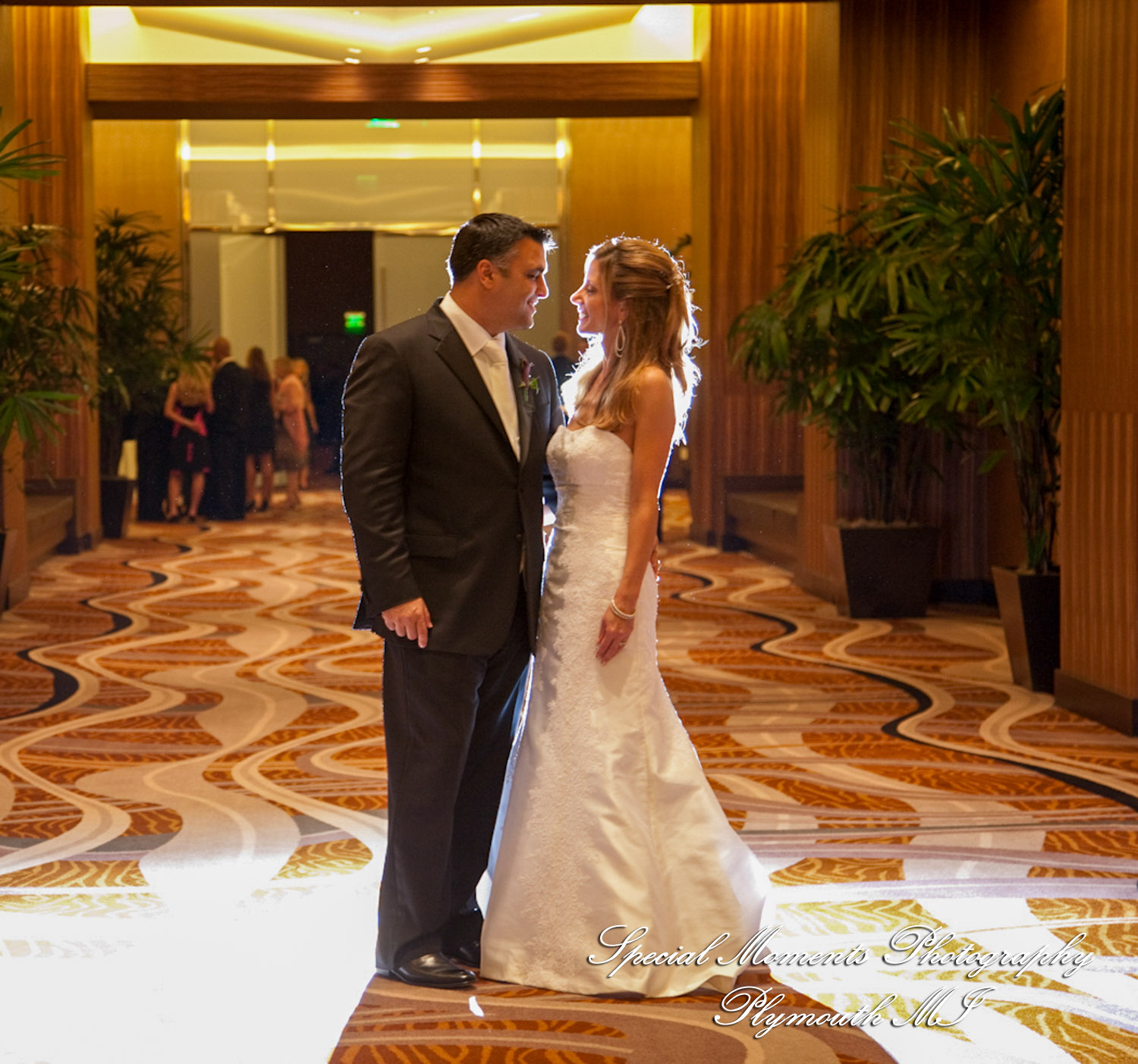 Julie & Ajay at MGM Grand Hotel & Casino Detroit MI wedding photography