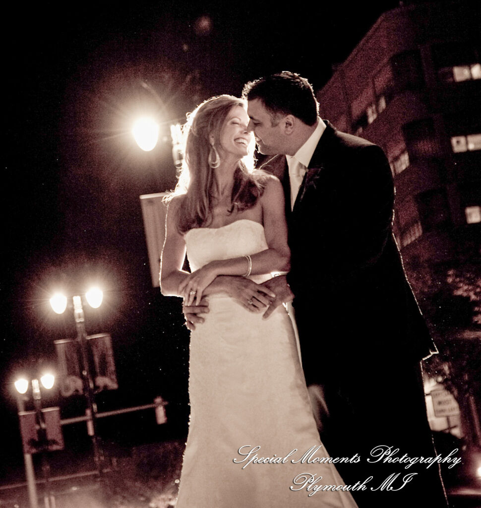 Julie & Ajay at MGM Grand Hotel & Casino Detroit MI wedding photography
