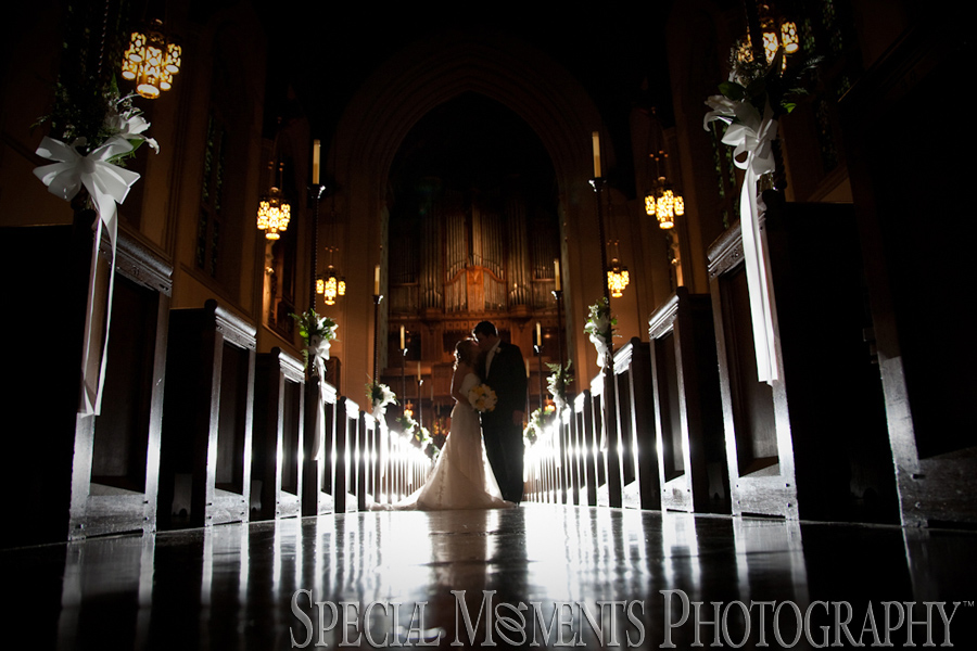 Jefferson Avenue Presbyterian Detroit MI wedding photograph