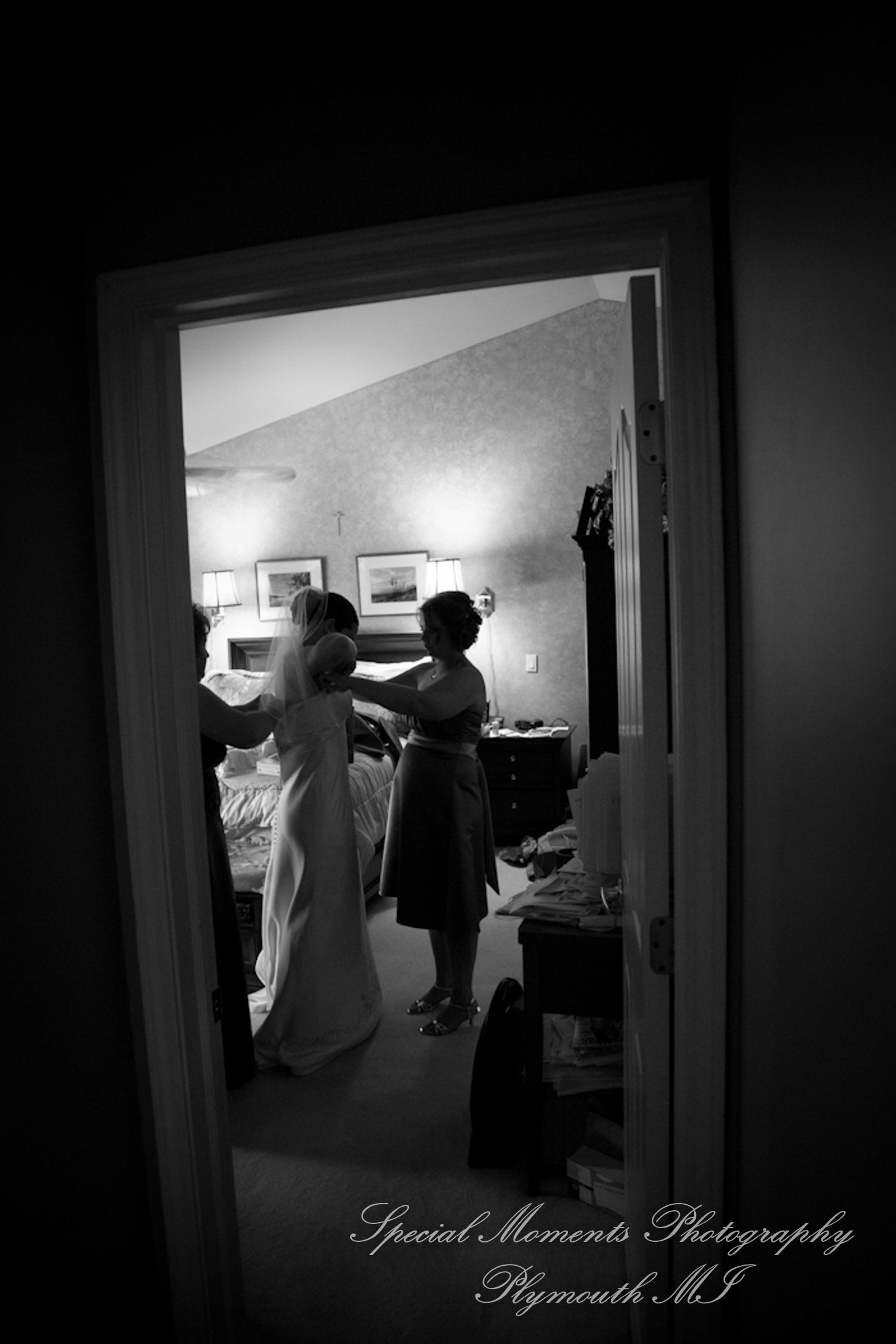St. John Neumann Canton MI wedding photograph