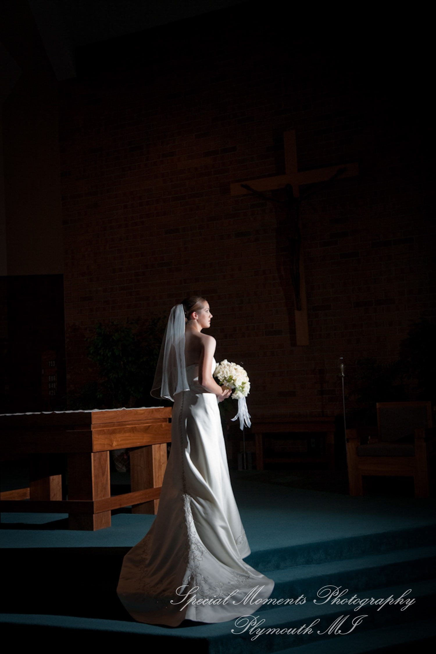 St. John Neumann Canton MI wedding photograph