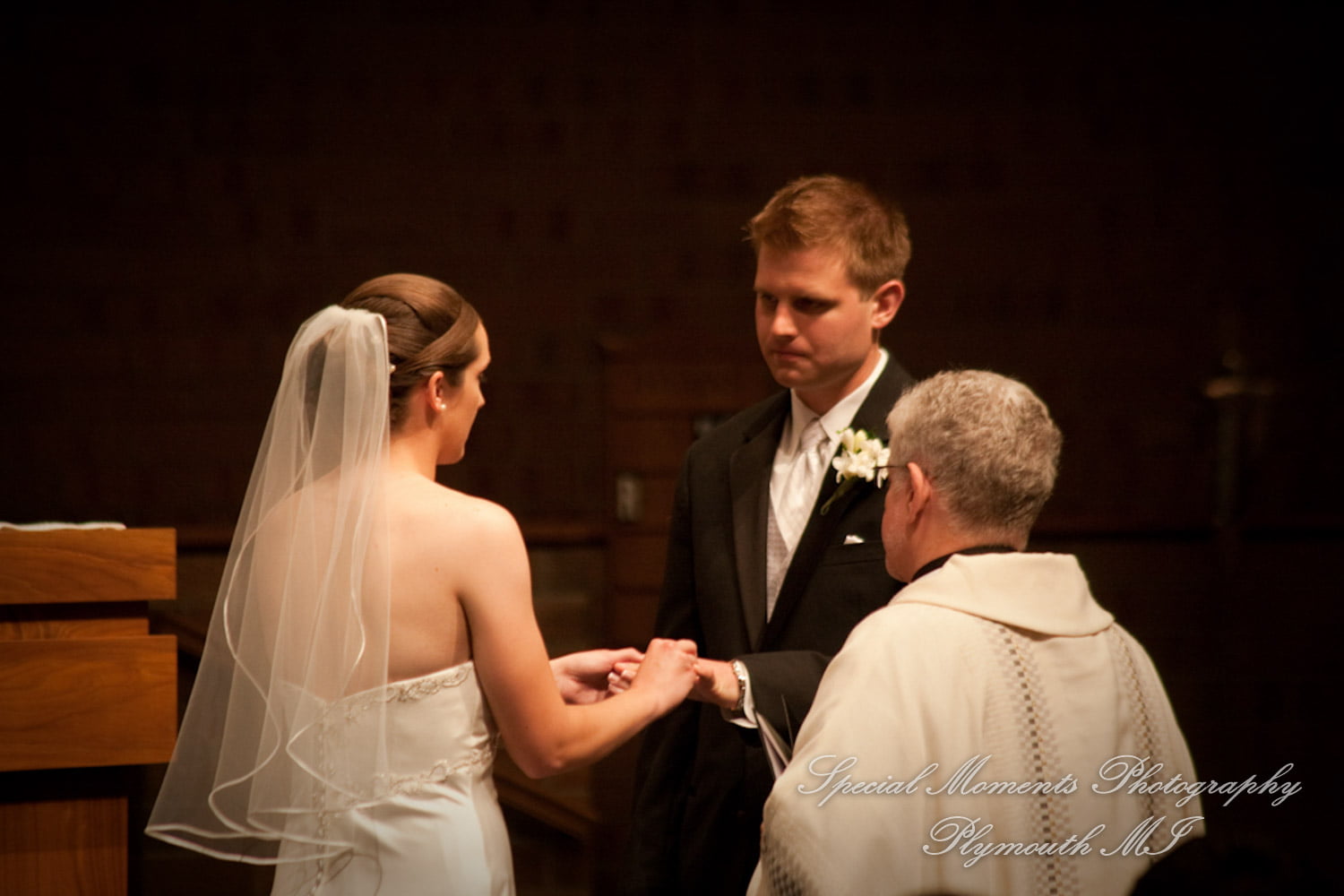 St. John Neumann Canton MI wedding photograph