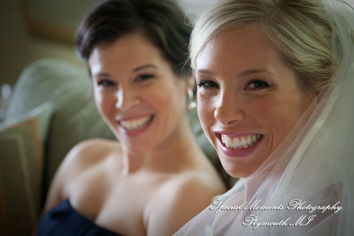 Jennifer & Jason at St. Kateri Tekakwitha Catholic Dearborn MI wedding photography