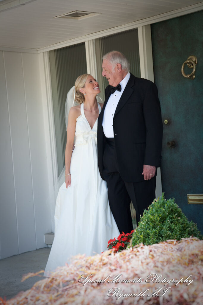 Jennifer & Jason at St. Kateri Tekakwitha Catholic Dearborn MI wedding photography