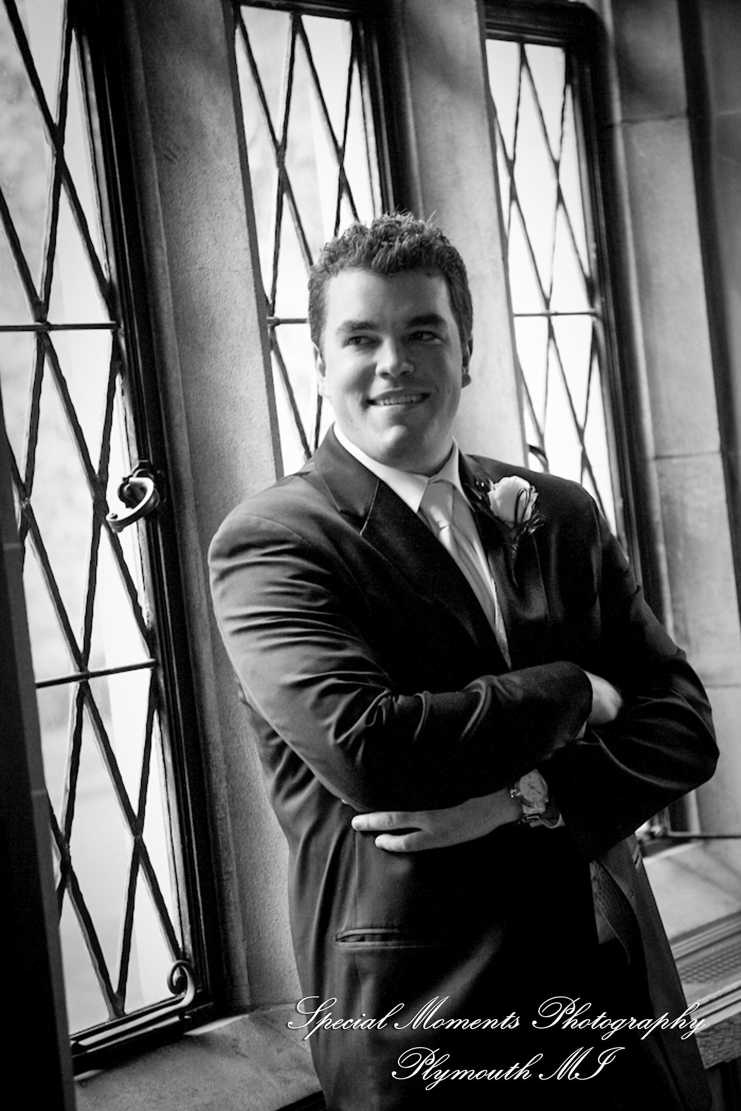 Allison & Richard at Jefferson Avenue Presbyterian Detroit MI wedding photography