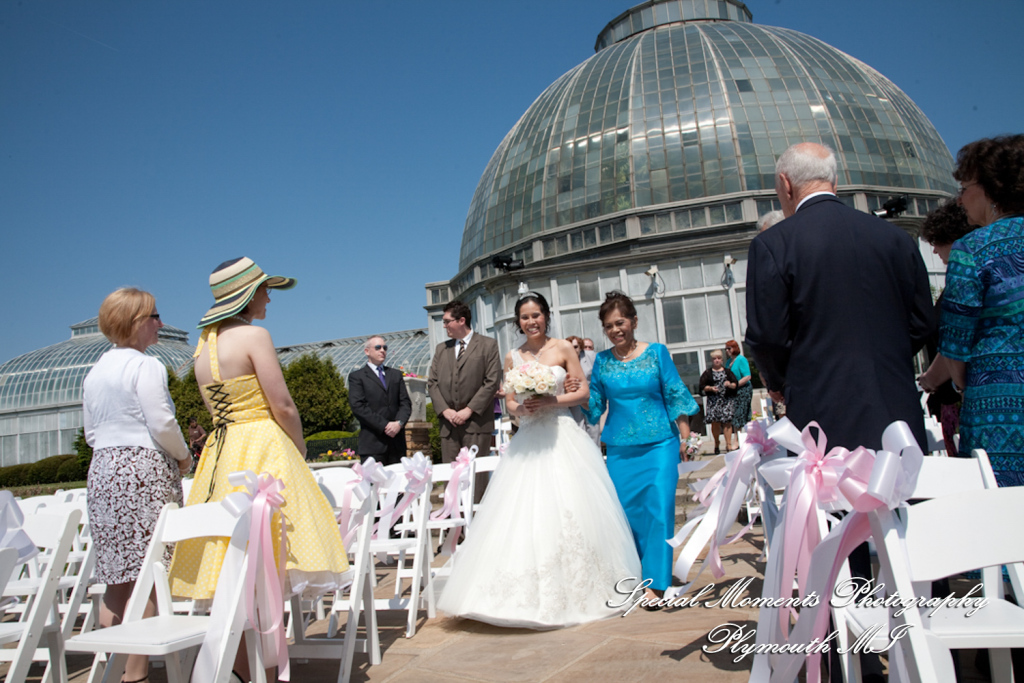 Oh & Brian at Anna Scripps Whitcomb Conservatory Detroit MI wedding photography