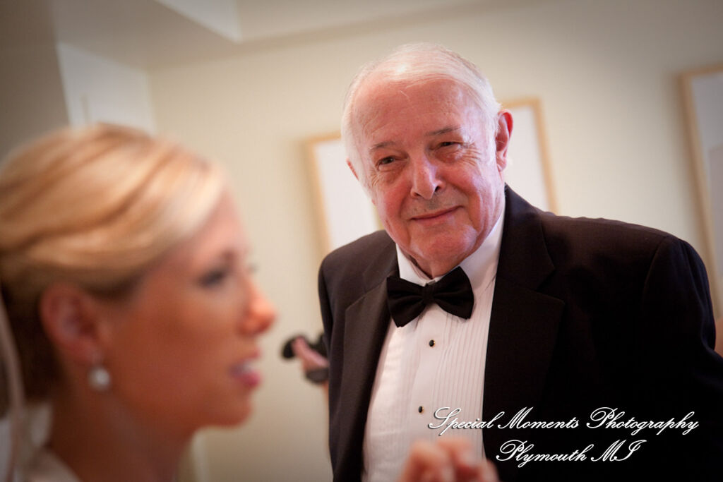 Jennifer & Jason at St. Kateri Tekakwitha Catholic Dearborn MI wedding photography