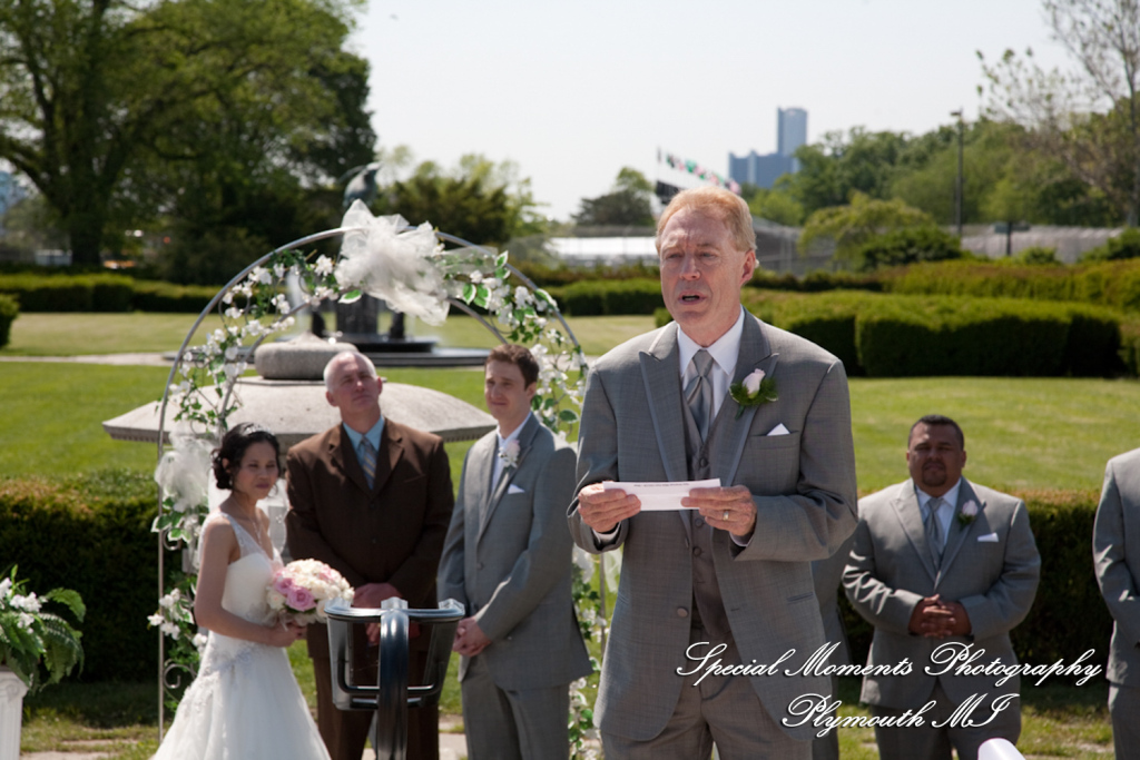 Oh & Brian at Anna Scripps Whitcomb Conservatory Detroit MI wedding photography