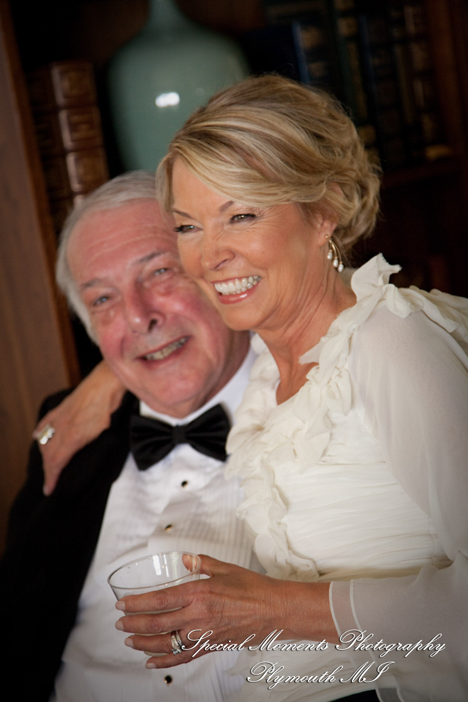 Jennifer & Jason at St. Kateri Tekakwitha Catholic Dearborn MI wedding photography