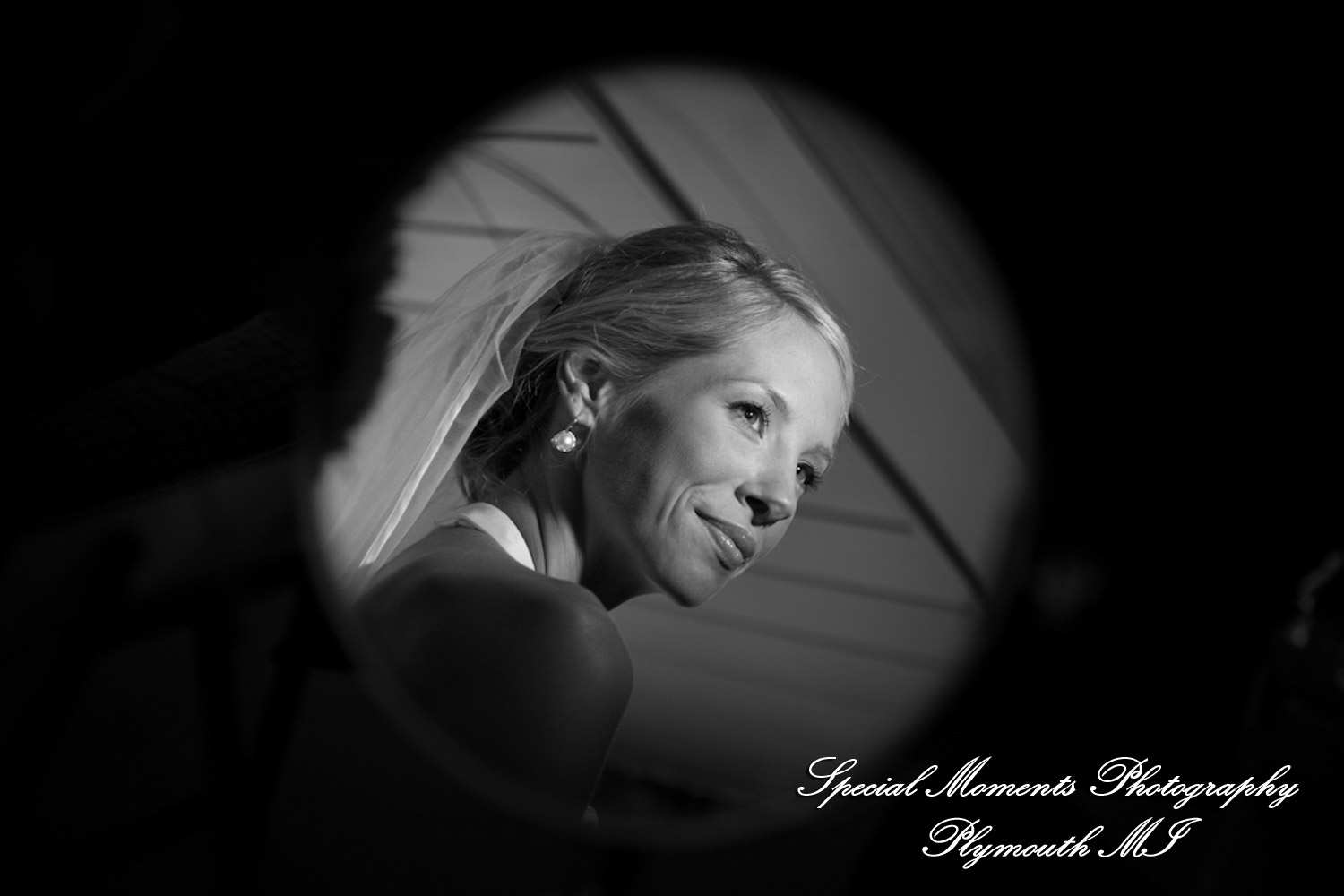 Jennifer & Jason at St. Kateri Tekakwitha Catholic Dearborn MI wedding photography