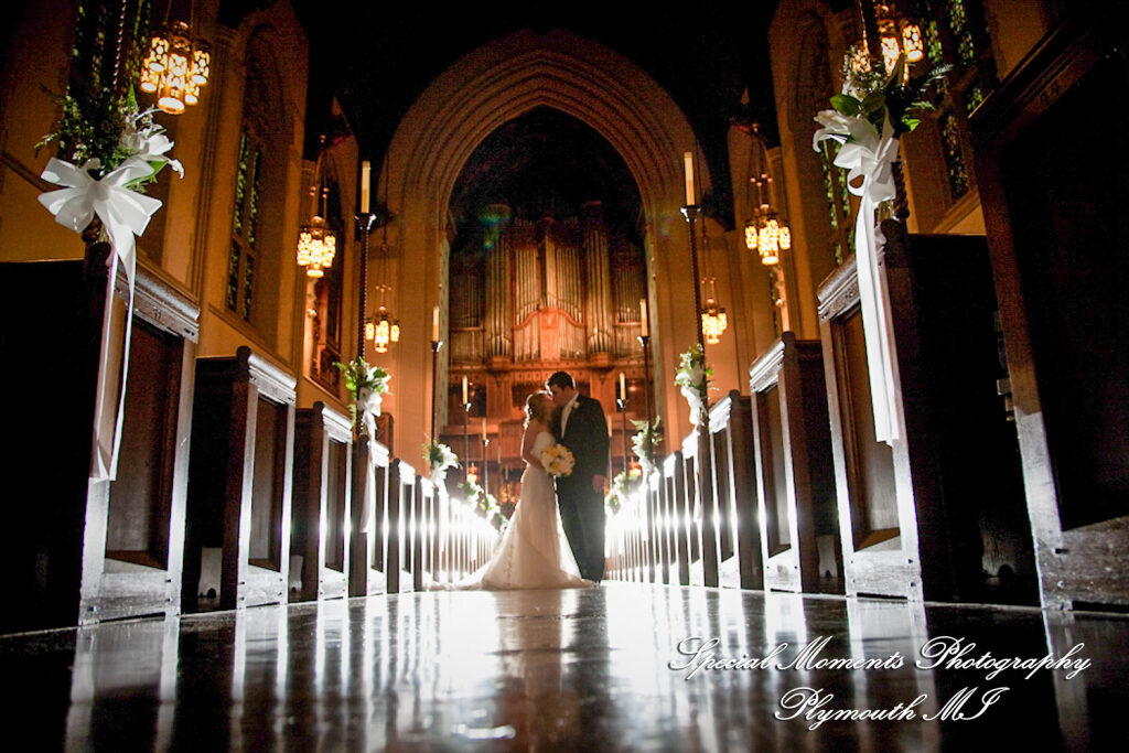 Allison & Richard at Jefferson Avenue Presbyterian Detroit MI wedding photography