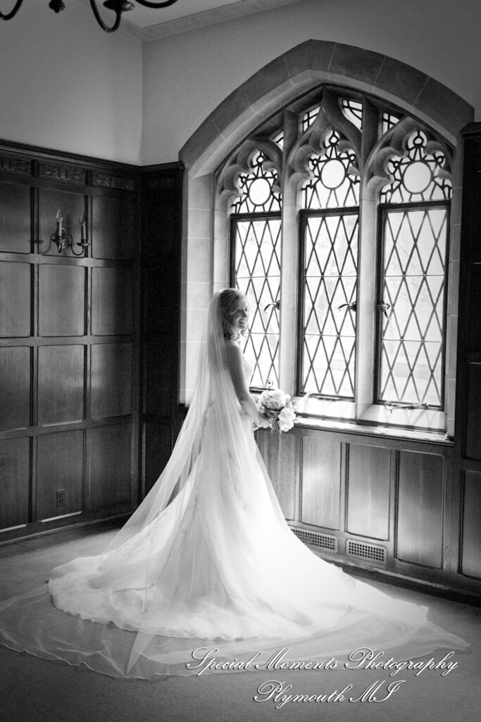Allison & Richard at Jefferson Avenue Presbyterian Detroit MI wedding photography