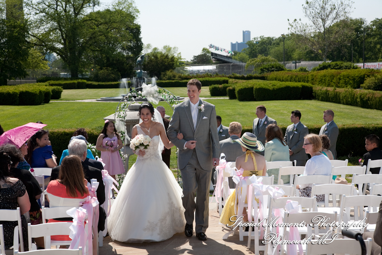 Oh & Brian at Anna Scripps Whitcomb Conservatory Detroit MI wedding photography