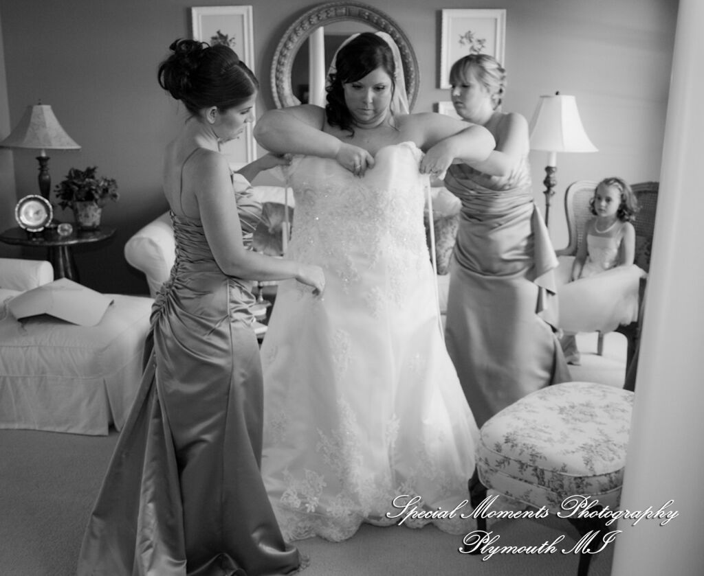 Caitlin & Kevin at Plymouth Manor Plymouth MI wedding photography
