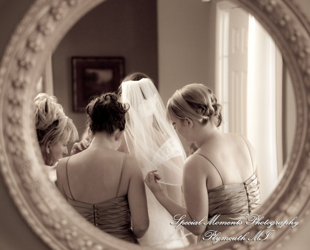 Caitlin & Kevin at Plymouth Manor Plymouth MI wedding photography