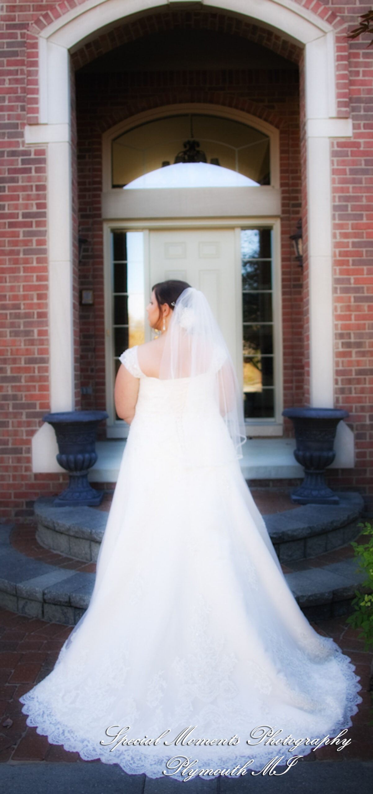 Caitlin & Kevin at Plymouth Manor Plymouth MI wedding photography