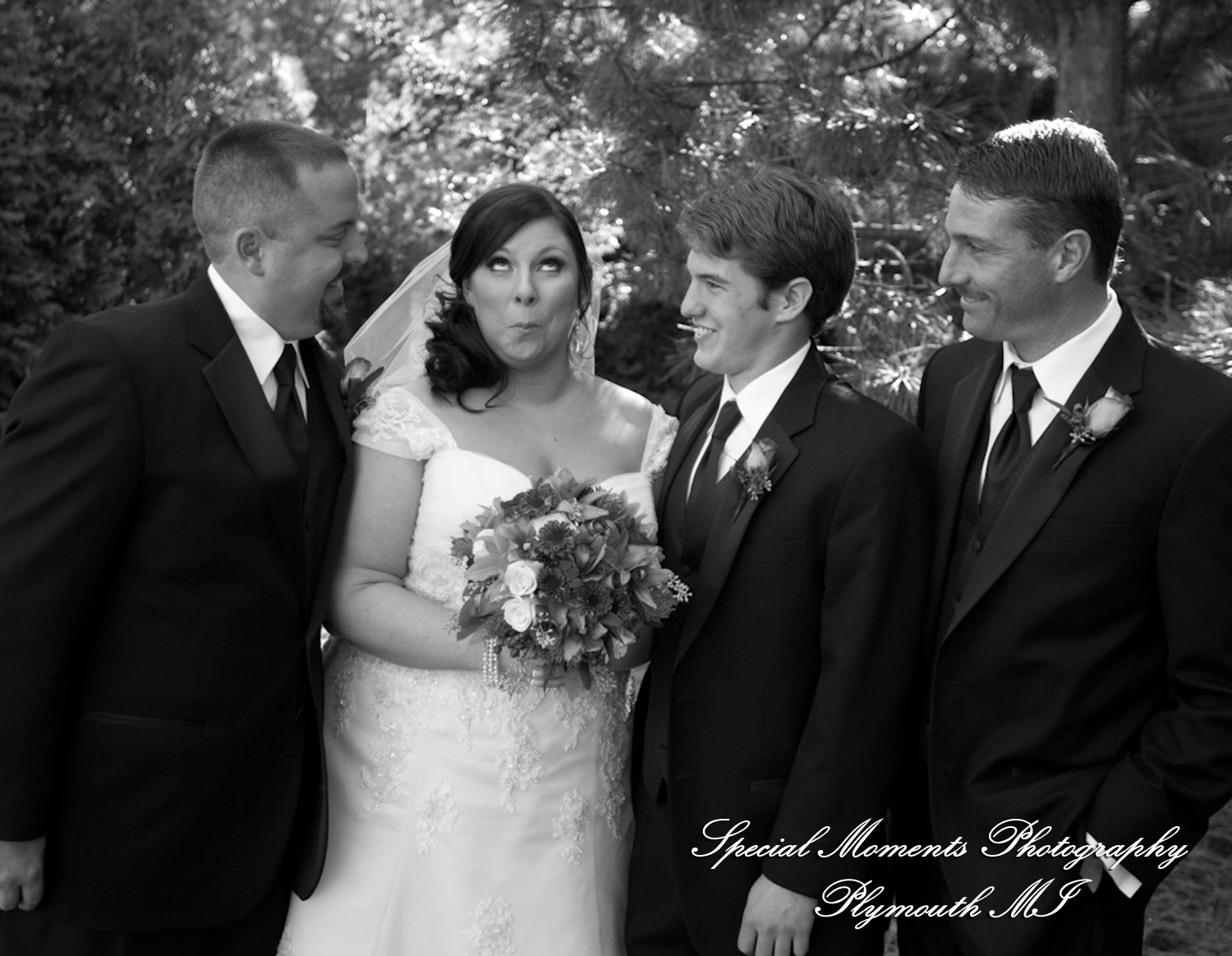 Caitlin & Kevin at Plymouth Manor Plymouth MI wedding photography