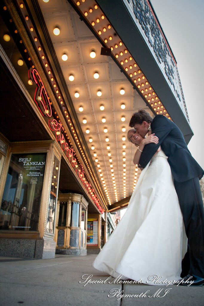 Jennifer & Jason in Downtown Detroit MI wedding photography