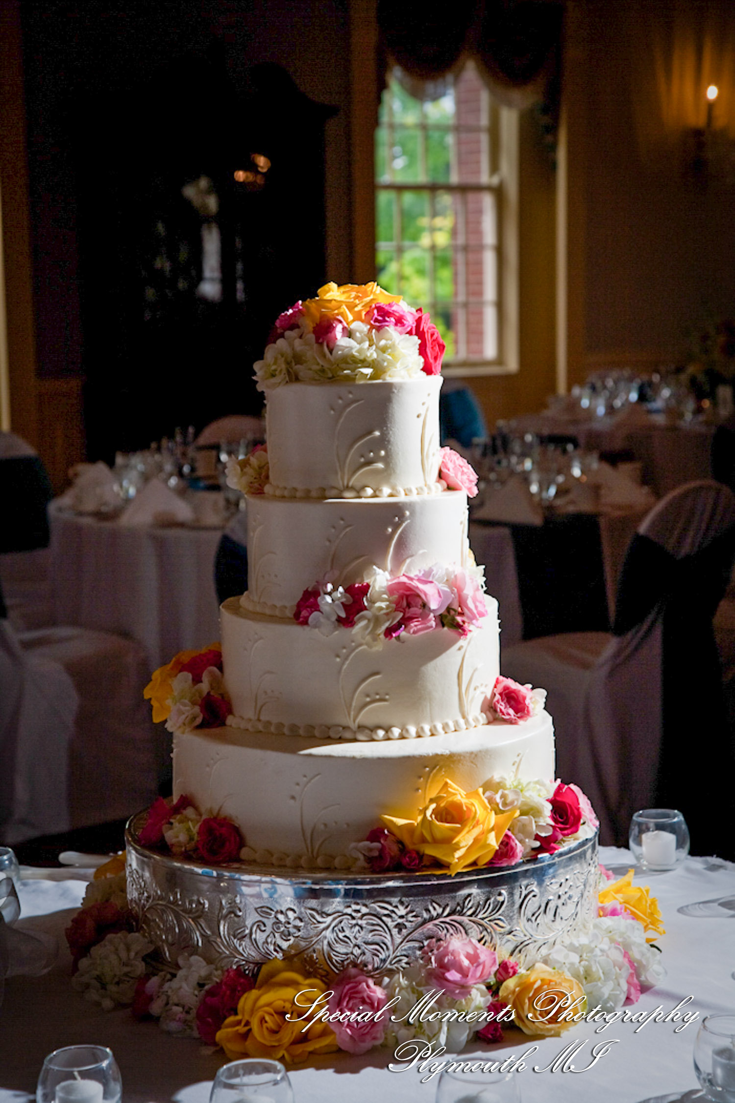 Allison & Richard at Lovett Hall Greenfield Village Dearborn MI wedding photography