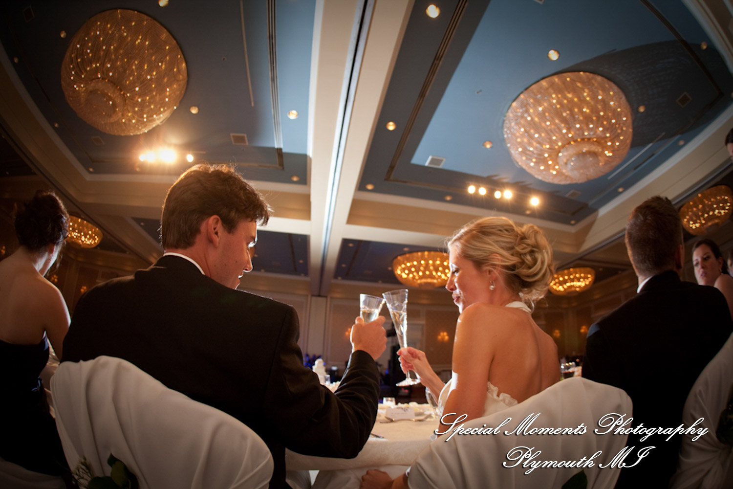 Jennifer & Jason at Dearborn Inn Dearborn MI wedding photography