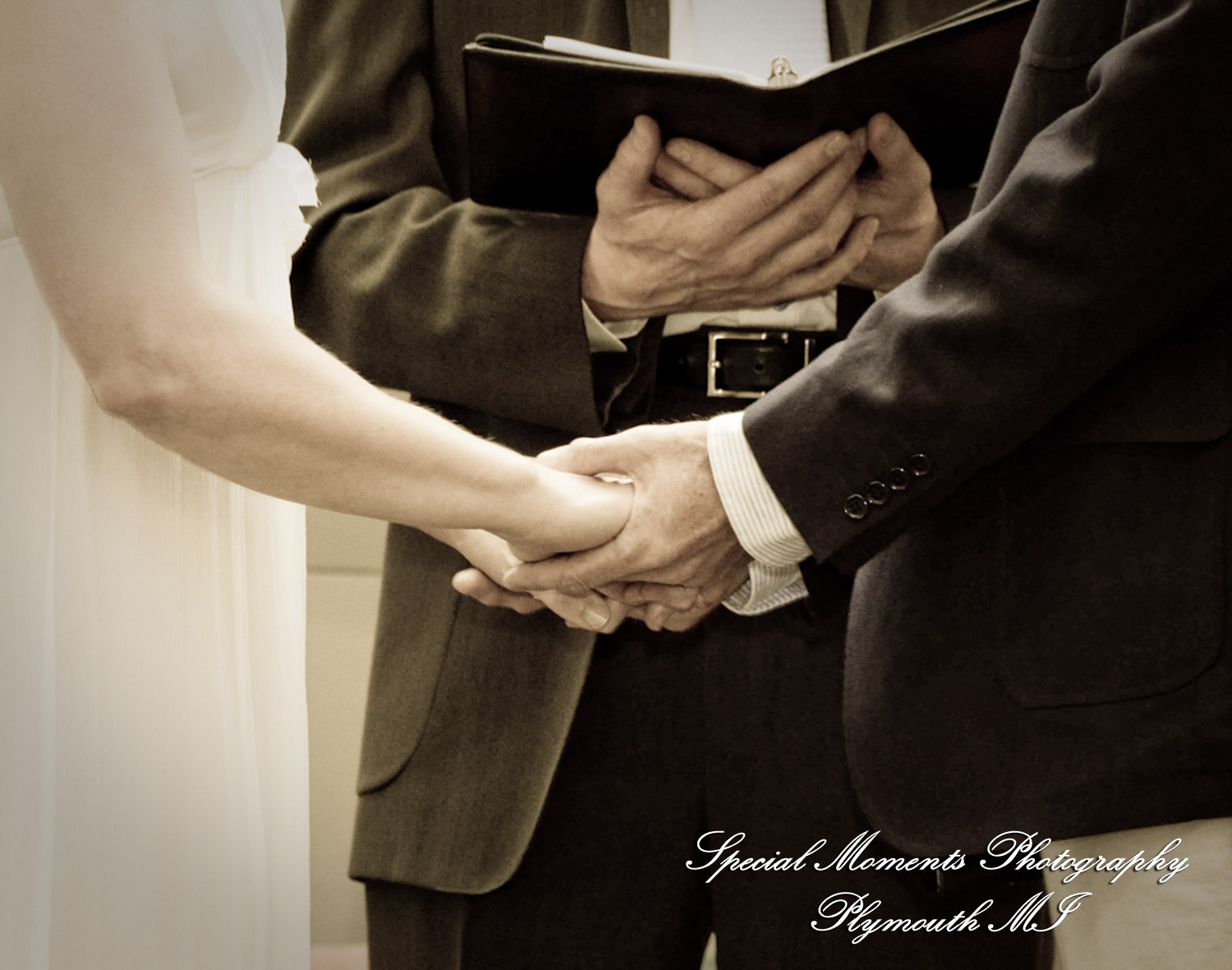 Michele & Glenn at First Unitarian Universalist Congregation Ann Arbor MI wedding photography
