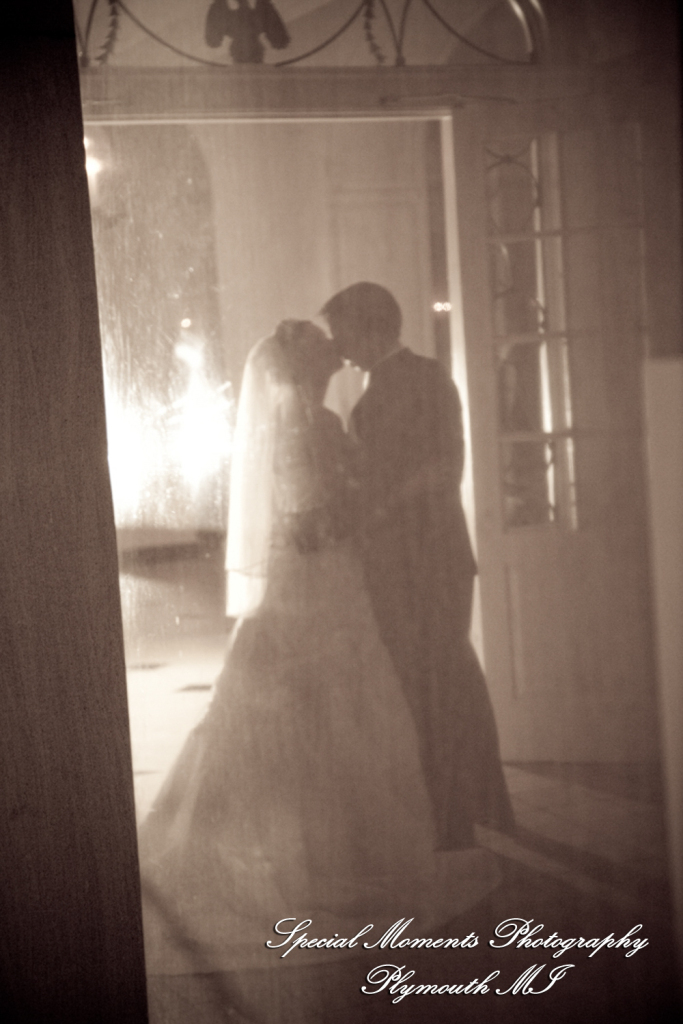 Rachel & Matt at Ginger Meyer Gardens Greenfield Village Dearborn MI wedding photography