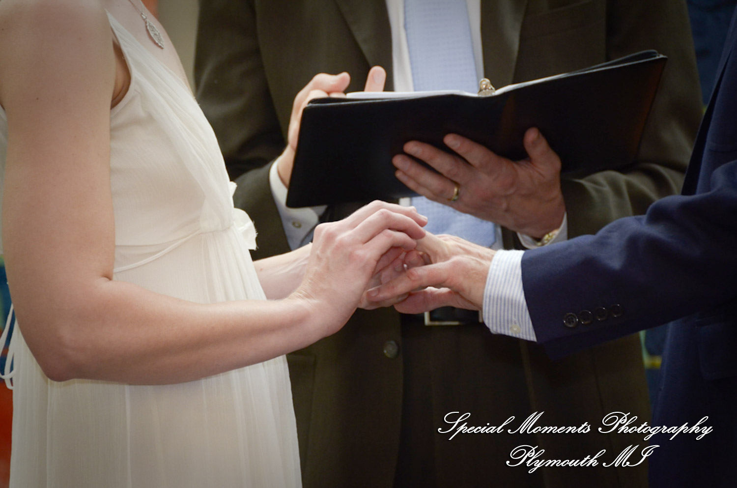 Michele & Glenn at First Unitarian Universalist Congregation Ann Arbor MI wedding photography