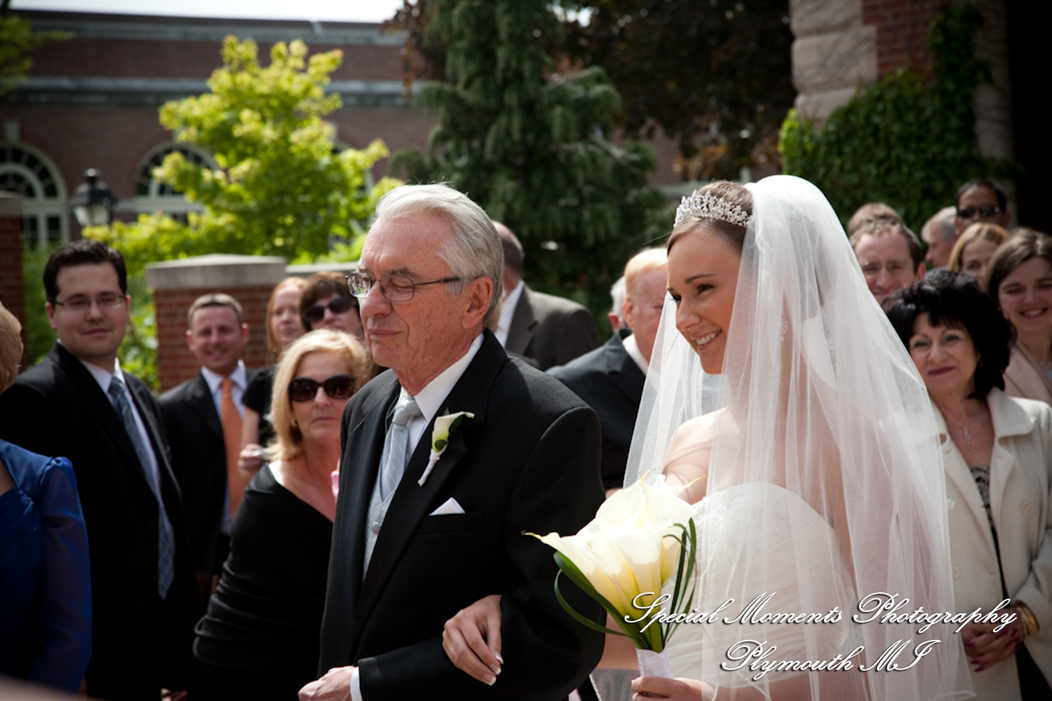 Rachel & Matt at Ginger Meyer Gardens Greenfield Village Dearborn MI wedding photography
